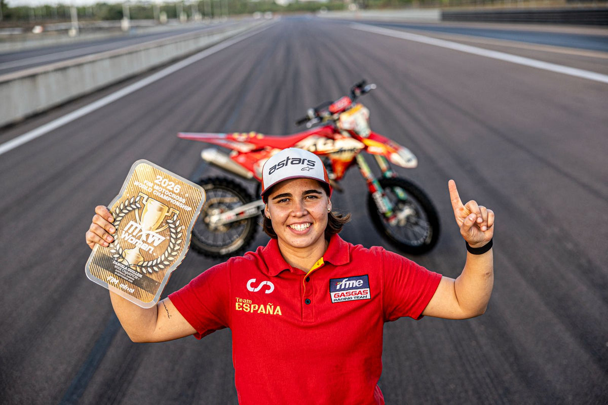 Daniela Guillén regresa a casa como campeona del mundo y recibe un homenaje sorpresa en Barcelona